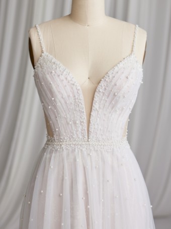 Maggie Sottero BETSY #5 Ivory (gown with Natural Illusion) thumbnail